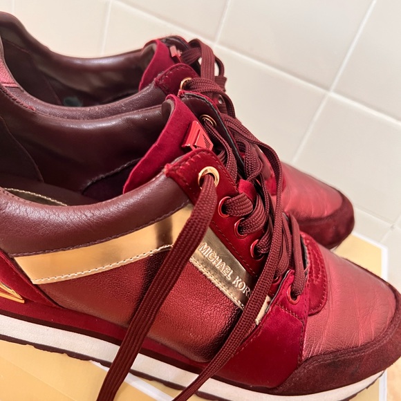 Michael Kors sneakers - Picture 1 of 5